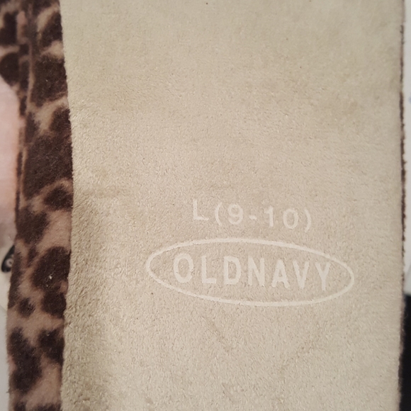 Old Navy Animal Print Slippers - Picture 6 of 7
